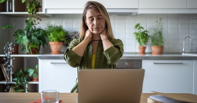 Effective Neck Pain Relief in St. Paul image